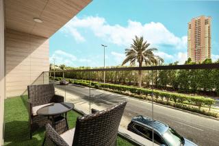 Lush 1BR Oasis in JVC With Gym & 5min to Circle Mall - 7