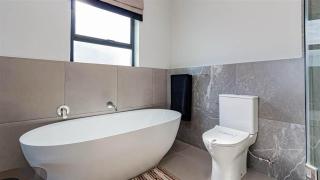 Aesthetic modern apartment - 9