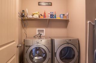 2102 Las Palmas Main level, 3 bd, 2 bath Las Palmas Unit, Shared Pool and Hot Tub - St. George - 3