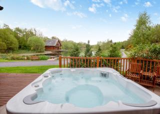 Anglesey Lakeside Lodges - Menai Bridge - 6