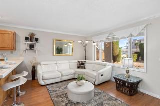 304 Main Level Condo, New Flooring, Mountain Views, Close to Pools, and More - 7