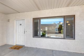 304 Main Level Condo, New Flooring, Mountain Views, Close to Pools, and More - Washington - 2