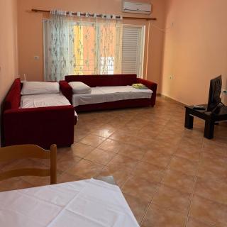 Jurgen Apartment -Yellow Flat - Saranda - 8