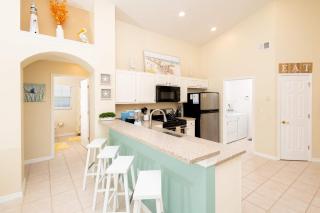 Beachy Retreat - 2