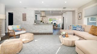 Sun Bay Getaway - Backyard Pool w Winter Rates - 2