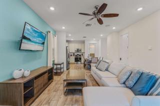 Frankly Fintastic - Happy Days - 1