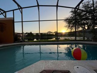 Create Lasting Magical Memories Resort Home for 8 - 9