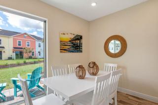 Turquoise Breeze - Close to Disney - 6