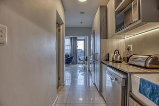 Stunning 1 Bedroom at The Median - 4