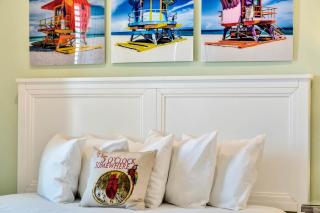 Sunkissed at Margaritaville - Serene Lake Views - 7