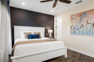 Caribbean Dreamin - Vibrant Margaritaville Resort - 8