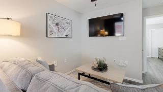 Landing at Villa de Oro - 1 Bedroom in South Sa... - 6