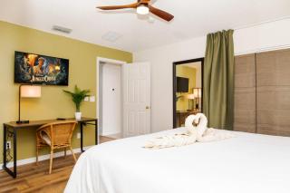 Jewel of Emerald Island with Heated Pool - 6