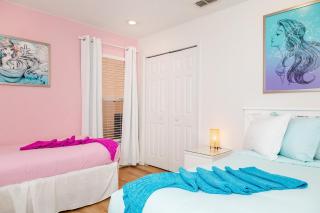 Jewel of Emerald Island with Heated Pool - 3