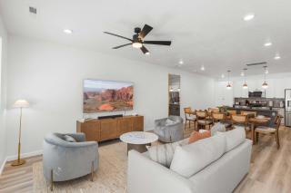 Brand New Desert Cliff - Sleeps 20 Guests - 8