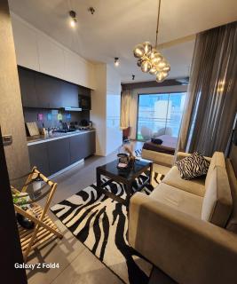 Euphoria 42nd floor by Rouge stays - Neu-Delhi - 3