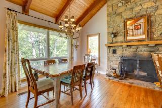 Getaway with Guest House - 6 Mi to Lake Glenville! - 6
