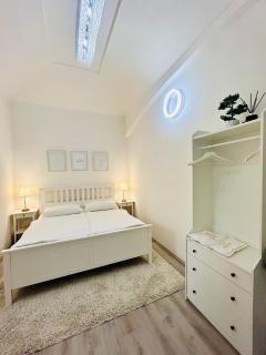 Elegant Cozy Apartment In center Prague - Prague - 2