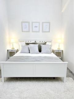 Elegant Cozy Apartment In center Prague - Prague - 1