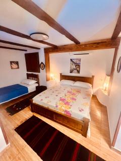 KRIS Guesthouse - Berat - 1