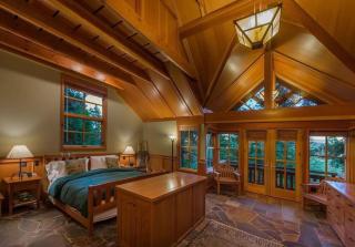 Luxury Northstar Palace with Hot Tub & Games - Truckee - 8