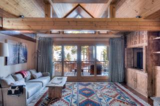 Crystal Shores Villa Lake Views & Hiking - 9