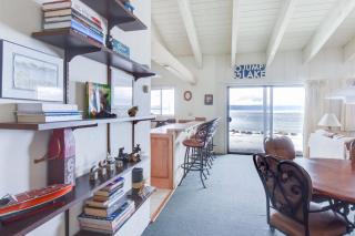 Waters Edge Vista - HOA Pool & Pier Access - Tahoma - 8