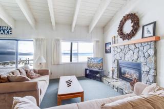 Waters Edge Vista - HOA Pool & Pier Access - Tahoma - 5