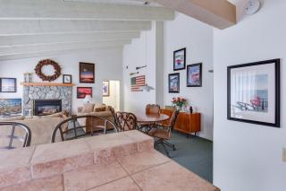 Waters Edge Vista - HOA Pool & Pier Access - Tahoma - 3