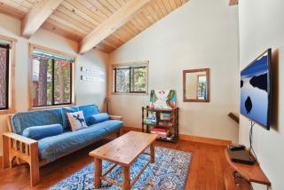 Northstar Treehouse Chic 4BR House Forest view - Truckee - 7