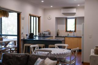 Straddie Hideout - Close to Cylinder Beach - Point Lookout - 1