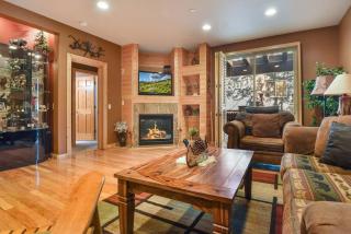 Crystal Charm Amazing 3 BDR Condo Close to Beaches Casinos & Skiing - 4