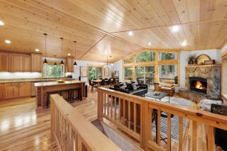 Modern Lake Tahoe Retreat Ski and Swim - Tahoe Vista - 5