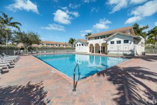 Landing at Seascape Pointe - Homestead - 3