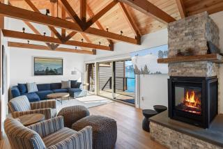 Soak in Luxury Lake Views of Tahoe from Deck - Incline Village - 3