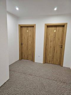 Old Fisherman's rooms - - 9