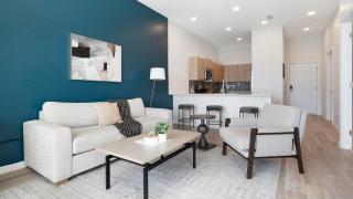 Landing Amazing 1BD Game Room Pool - 9