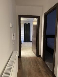 The Crimsons, with free parking, Harlow - 1