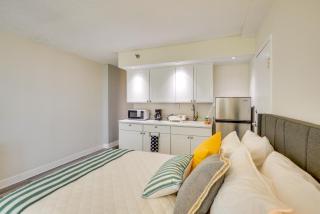 Partial Ocean Views Daytona Beach Studio! - 2