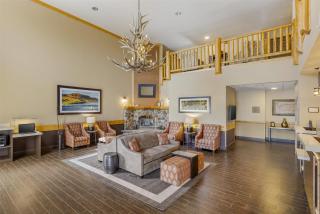 Best Western Plus Riverfront Hotel and Suites - 9
