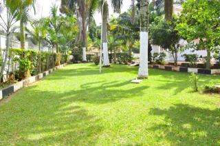 Hallelujah White House Residence - Entebbe - 4