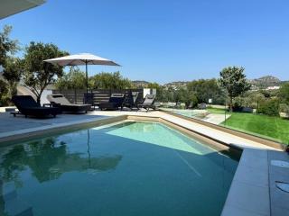 AVENTINE - Luxury Residences with Private Pools - 8