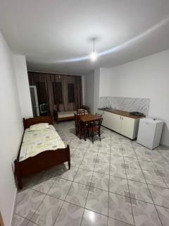 Seaside Stay Ergis - Durrës - 2
