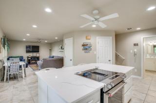 Waterfront Lake Bridgeport Home with Private Dock - Bridgeport - 4