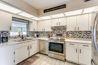 Orlando and Disney Parks Hub with Pool Pet Friendly! - Kissimmee - 5