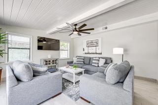 Steps to Englewood Beach Home with Outdoor Oasis! - 2