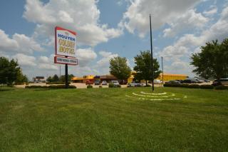 Golden Hotel and Conference Center - Wichita - 7