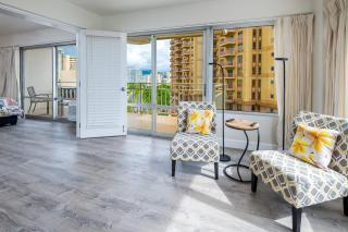 Ilima Suite at The Ilikai - Short Walk to Beach - 2