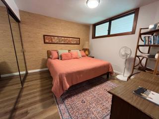 Oceanfront Vintage Retreat in Kailua-Kona - 6