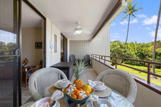 Beachfront 2-Bedroom Condo in Kailua-Kona - 8